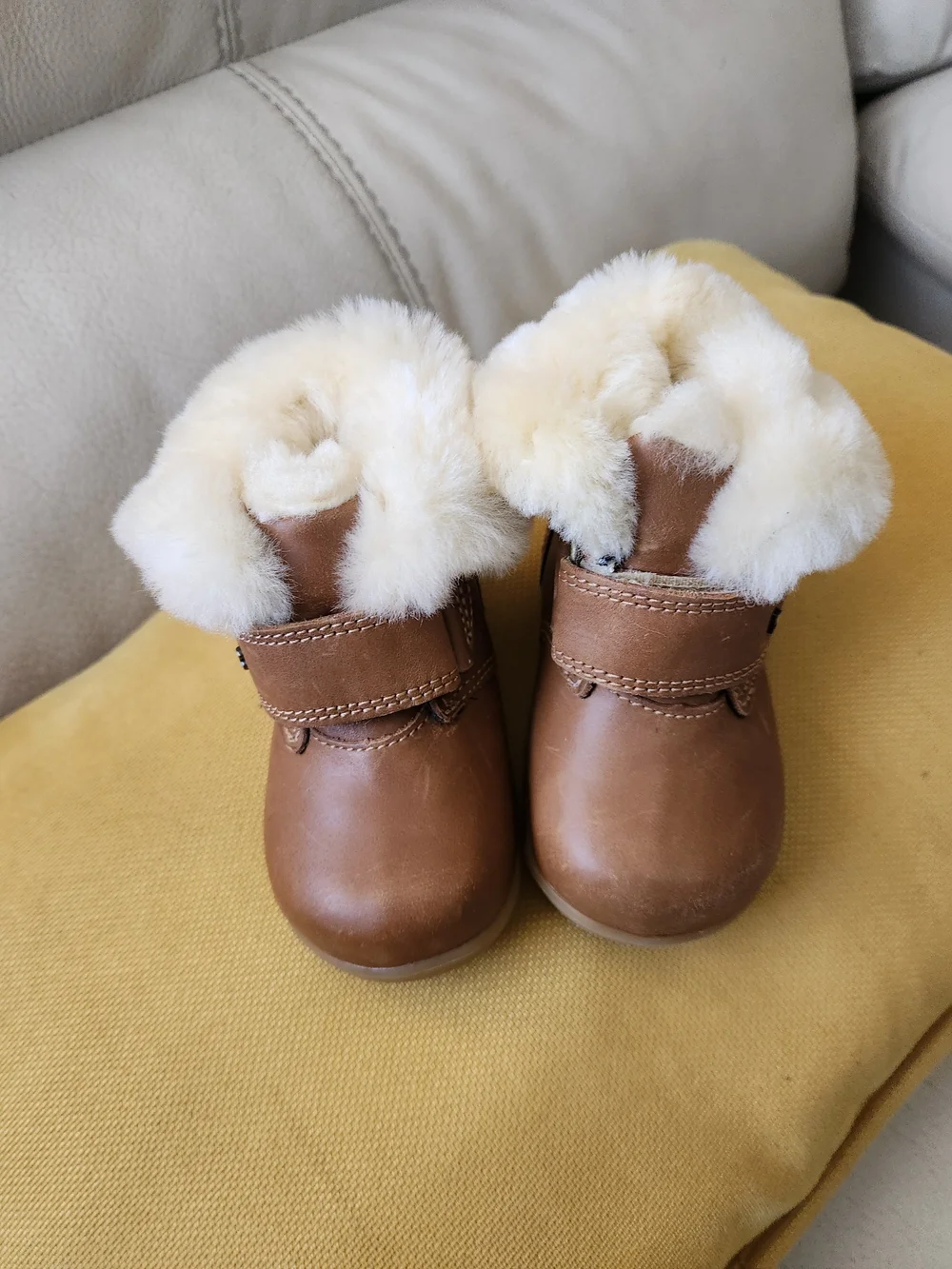 Bobux Tan & Cream Faux-Fur Ankle Boots for Kids